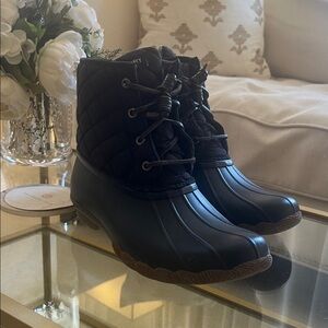 Women's Sperry Quilted Black Duck Boots